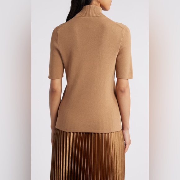 Turtleneck Short Sleeve Rib Sweater
Anne Klein - Picture 2 of 9